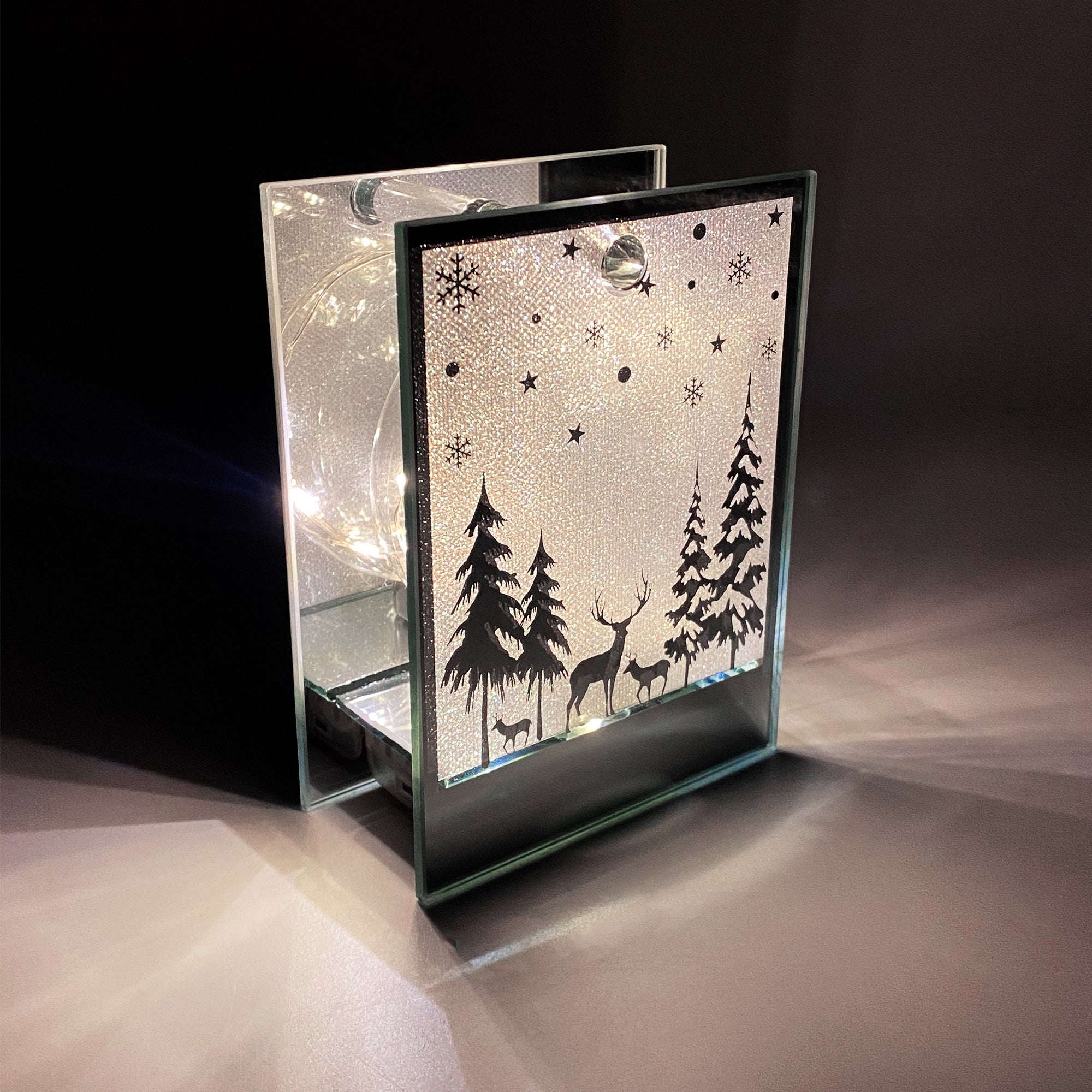 Gleneagles Shimmer Scapes Christmas LED's - Stag Family