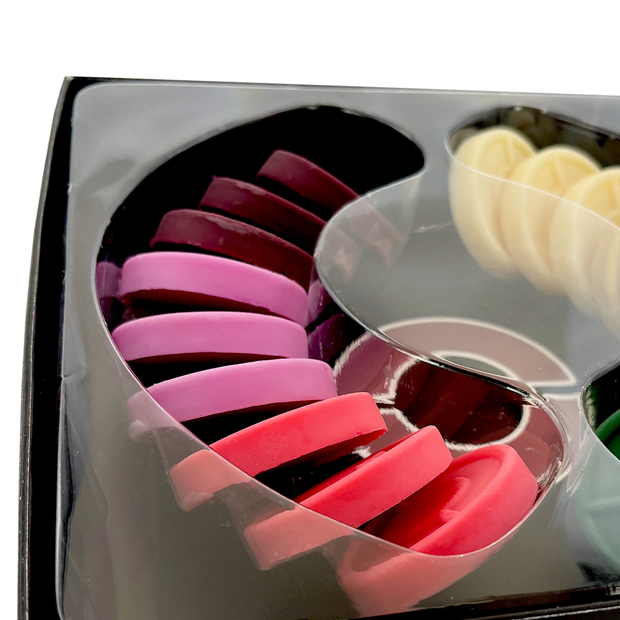 Cello - 18 Piece Wax Medallion Set