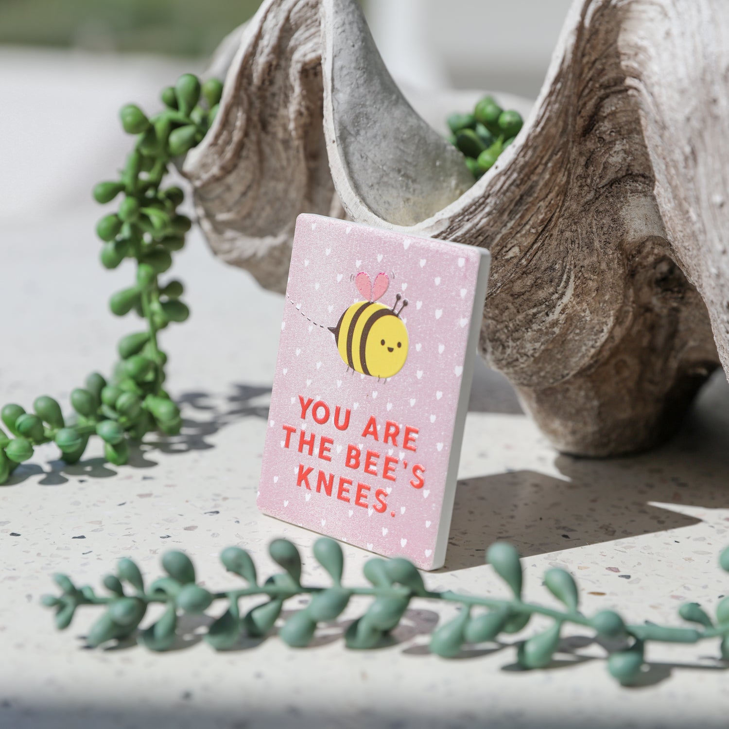 Splosh - Valentine's Day Ceramic Magnet - Bee's Knees
