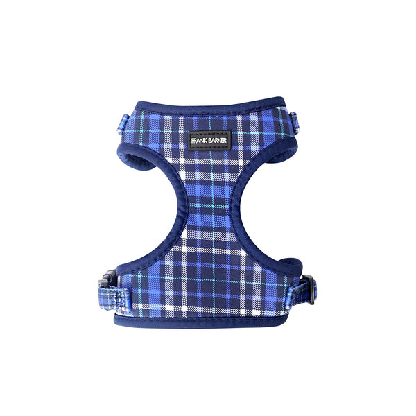 Available in 3 sizes, this cute, stylish plaid harness is the perfect new accessory for your beloved pet. With a shape that is designed to provide chest support in fabrics that won’t irritate the legs or belly, harnesses are a must-have for puppies and larger breed dogs in reducing unnecessary pressure on their necks and backs.