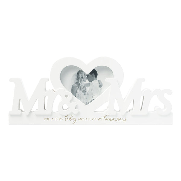 Celebrate love in style with this Mr & Mrs Framed word from the Splosh Wedding Range. With a place for their very own image, this frame is the perfect gift for any newlywed couple.