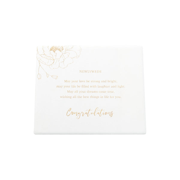 Celebrate love in style with this Newlyweds Verse from the Splosh Wedding Range. With its meaningful wording, this verse is the perfect gift for any newlywed couple.